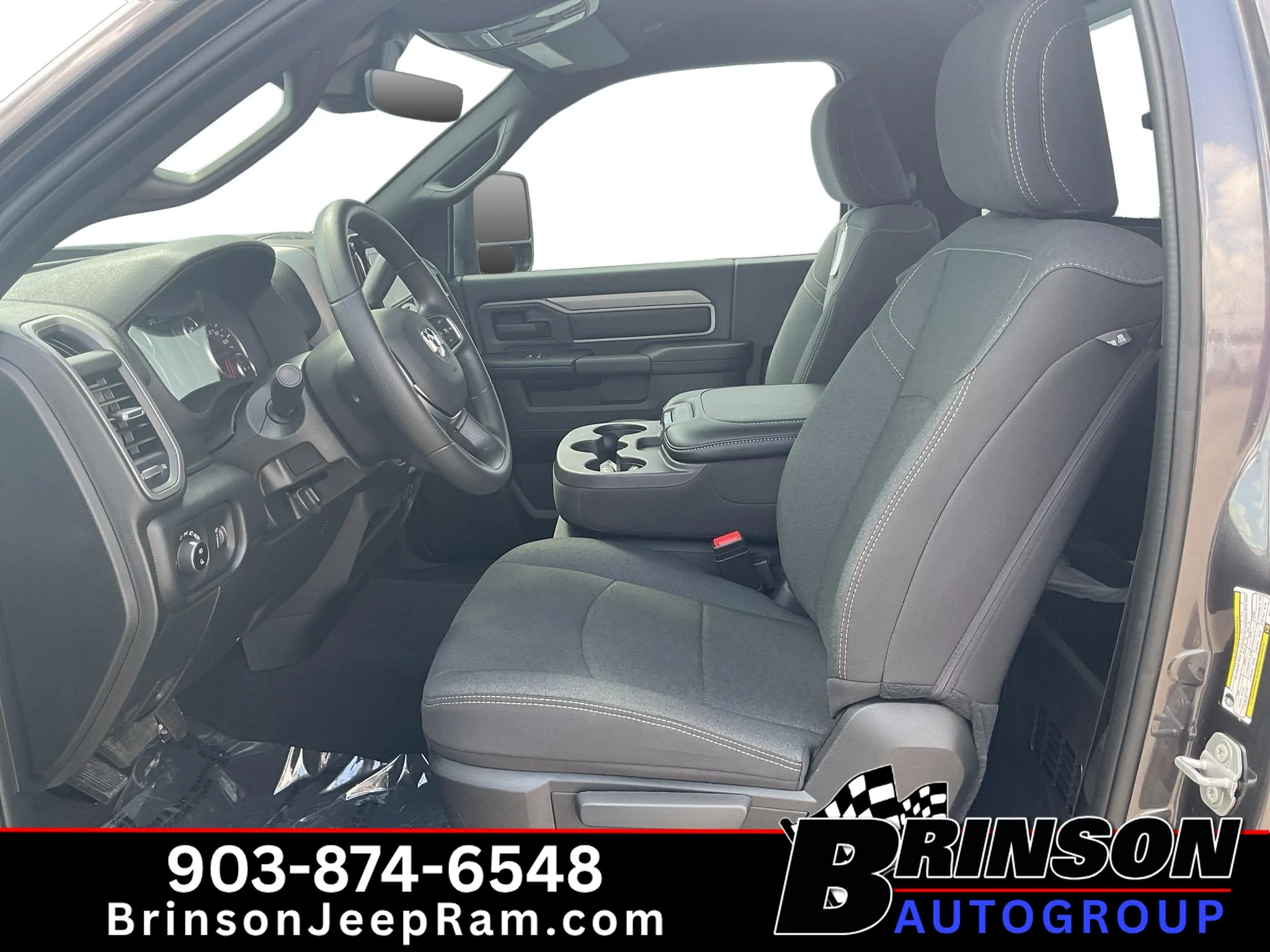 New 2027 Granite Crystal Metallic Clearcoat Ram Tradesman image 7
