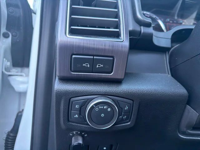 Used 2020 White Ford Limited image 16