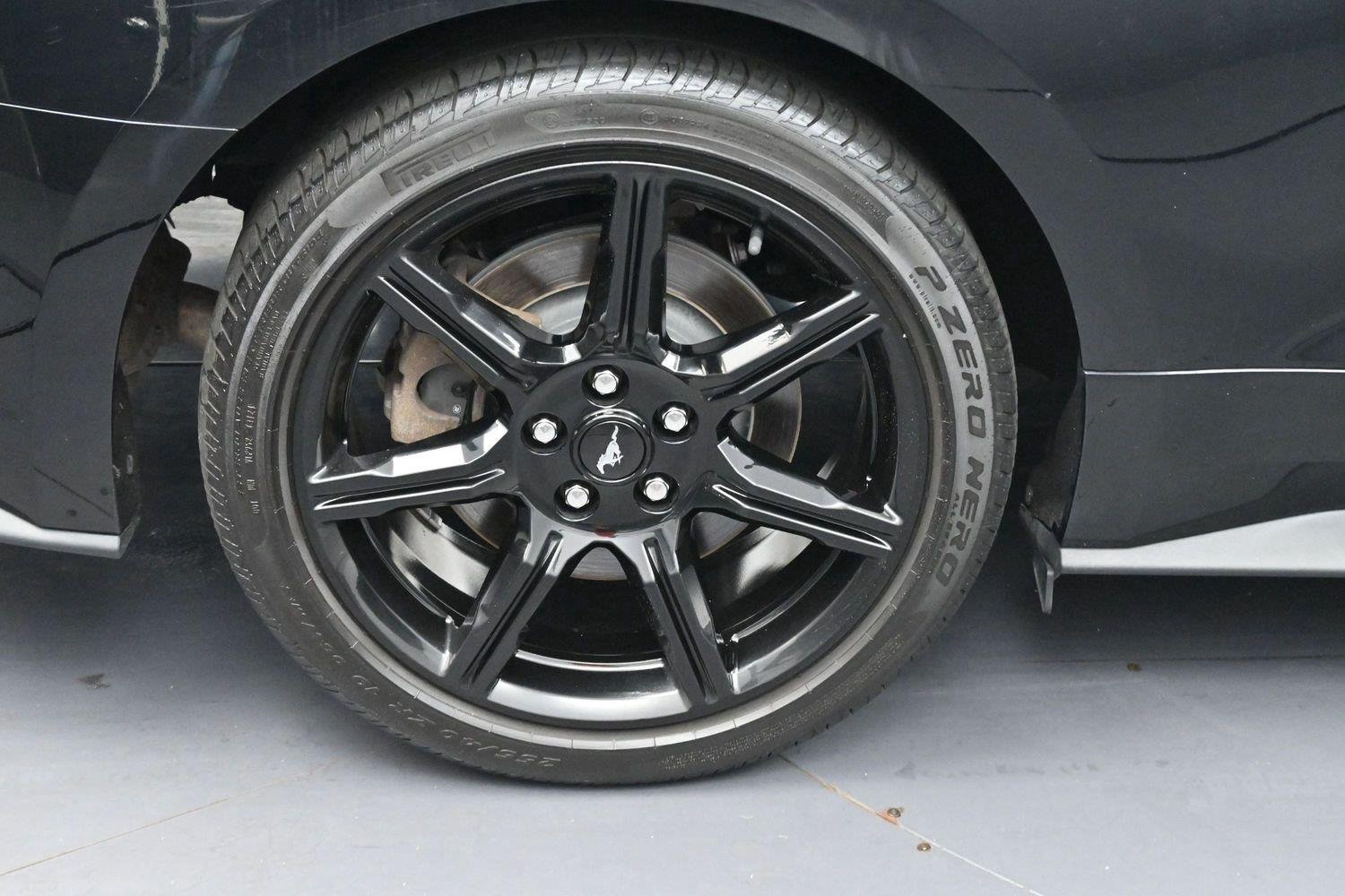 Used 2020 Shadow Black Ford GT image 30