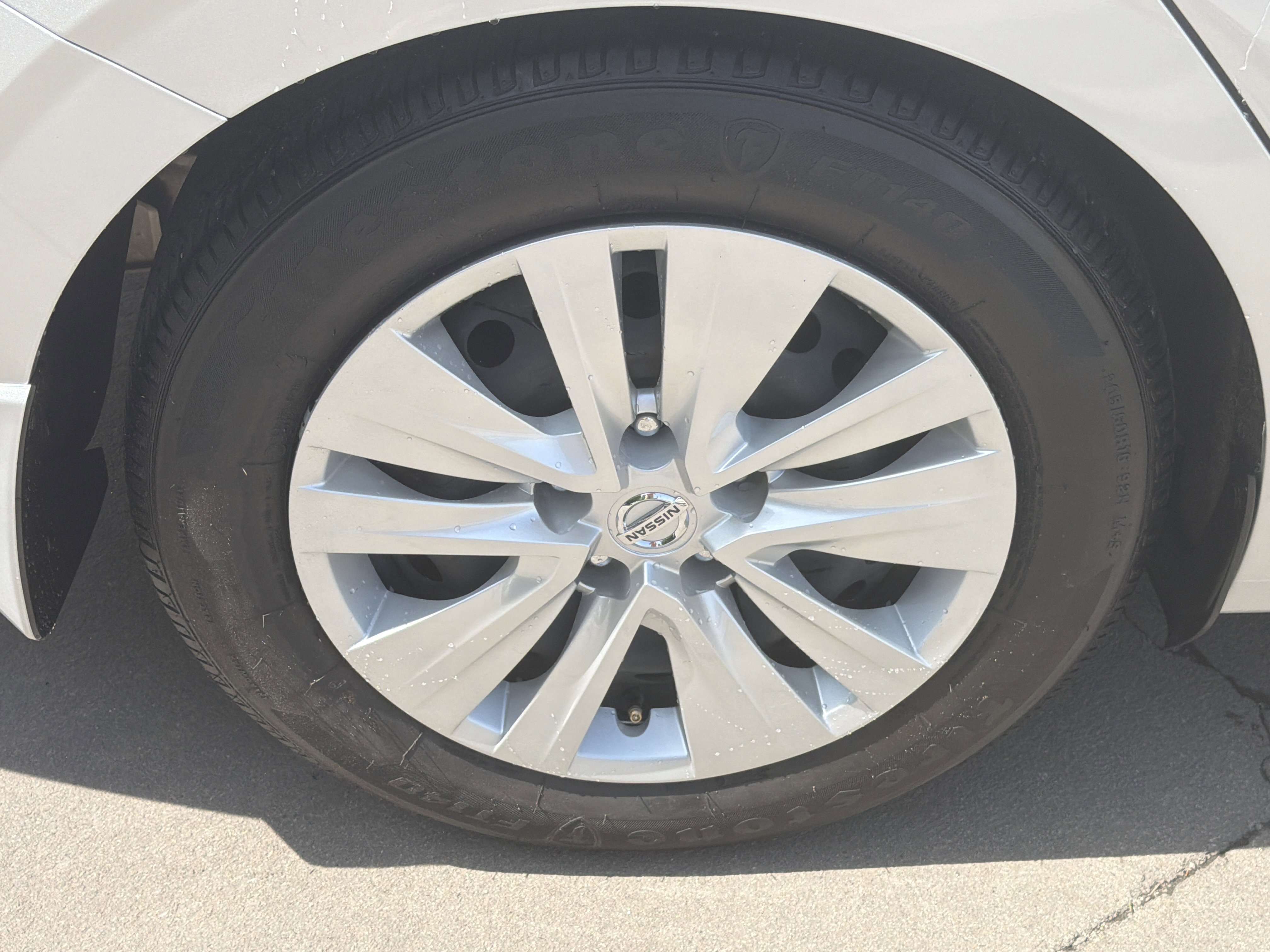 Used 2023 Brilliant Silver Metallic Nissan S image 18