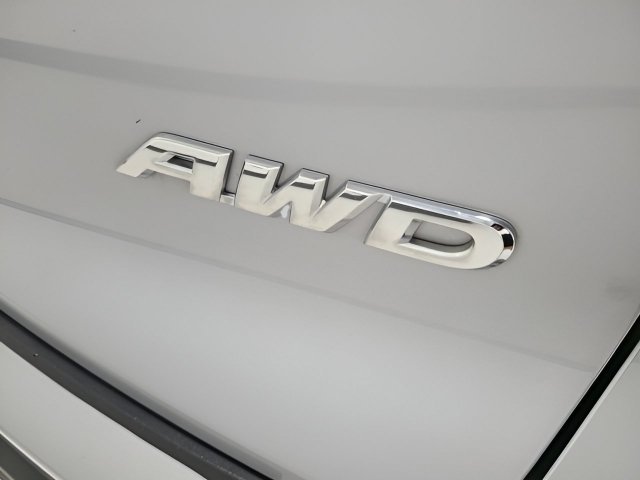Certified Used 2018 Lunar Silver Metallic Honda EX-L image 8
