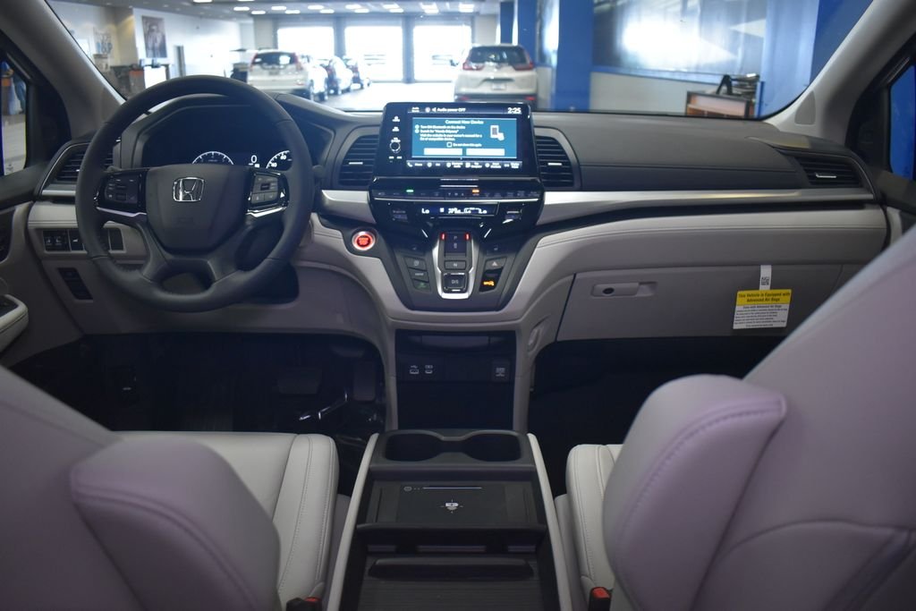 New 2026 Solar Silver Metallic Honda EX-L image 10
