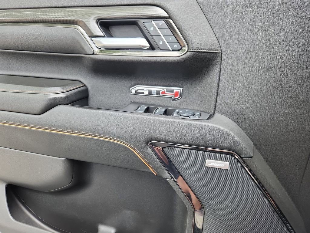Used 2025 Onyx Black GMC AT4 image 7