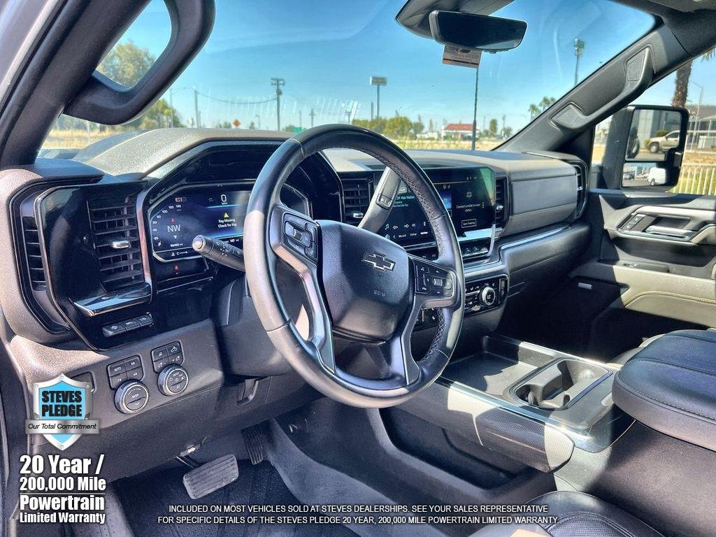 2024 Chevrolet Silverado 2500HD ZR2 - Photo 14
