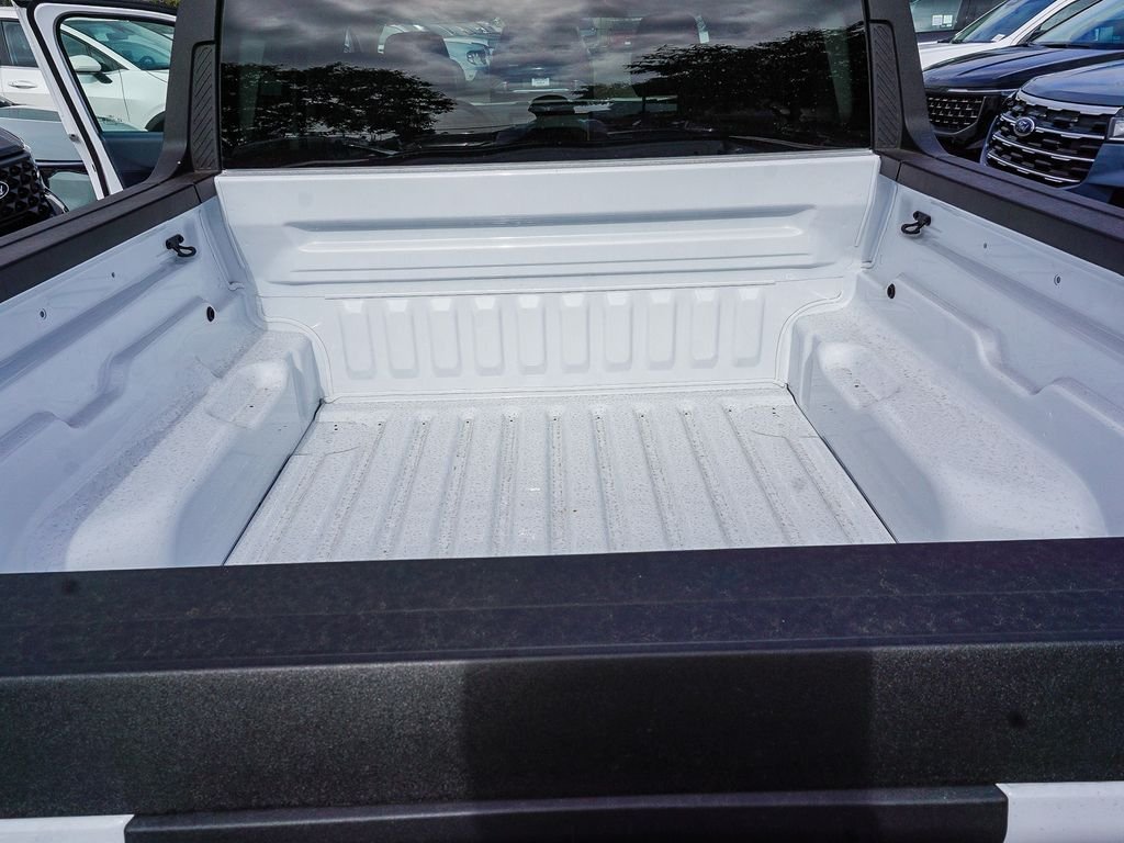 New 2026 Oxford White Ford XL image 24