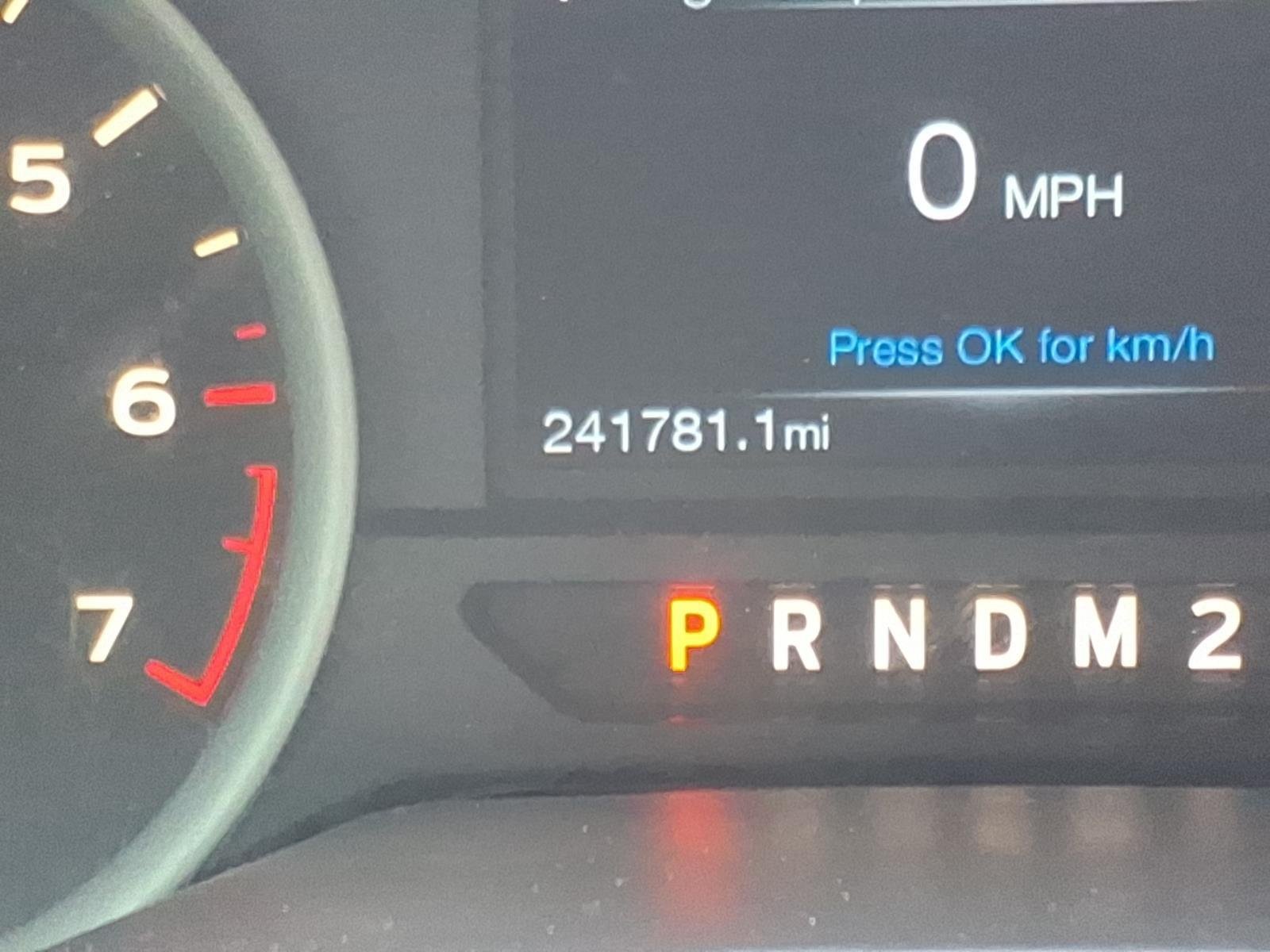 Used 2015 Magnetic Metallic Ford XLT image 28