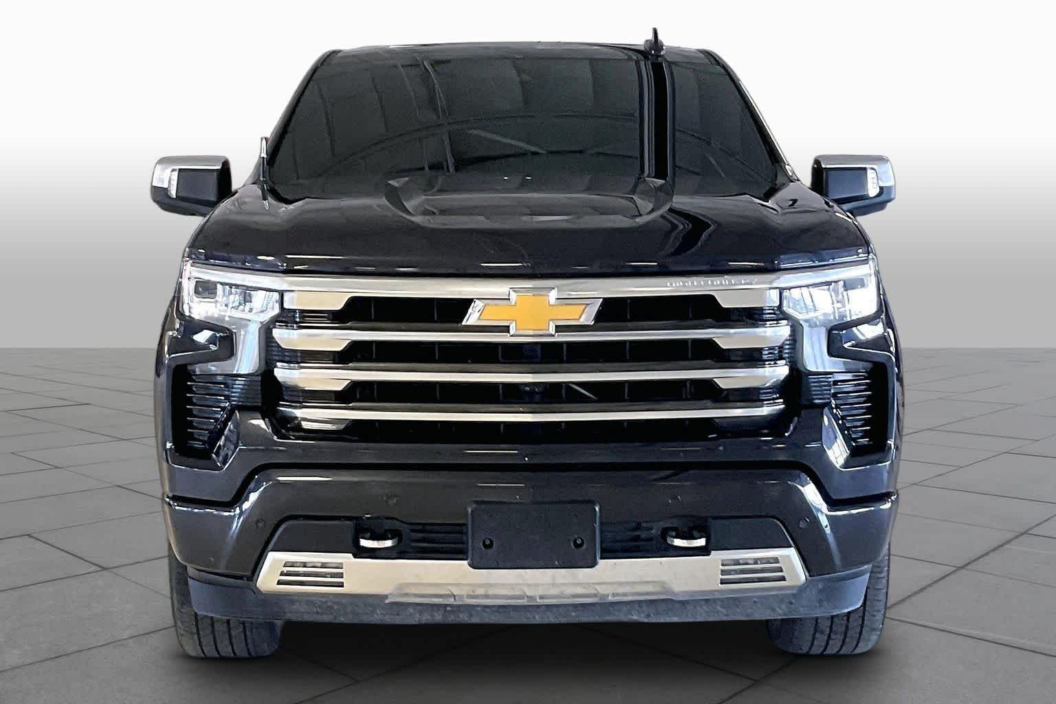 Used 2024 Dark Ash Metallic Chevrolet High Country image 3