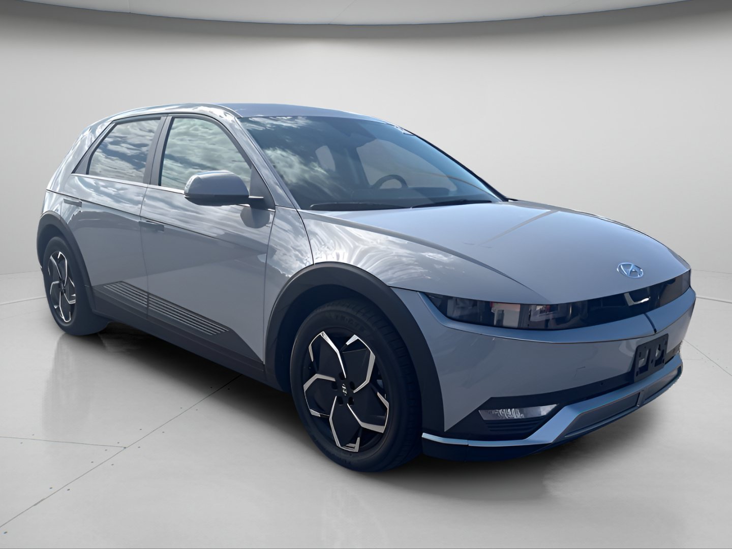 Used 2024 Hyundai IONIQ 5 SEL with VIN KM8KNDDF7RU299911 for sale in Bountiful, UT