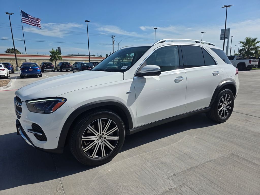 Certified Used 2025 White Mercedes-Benz GLE 450e image 3