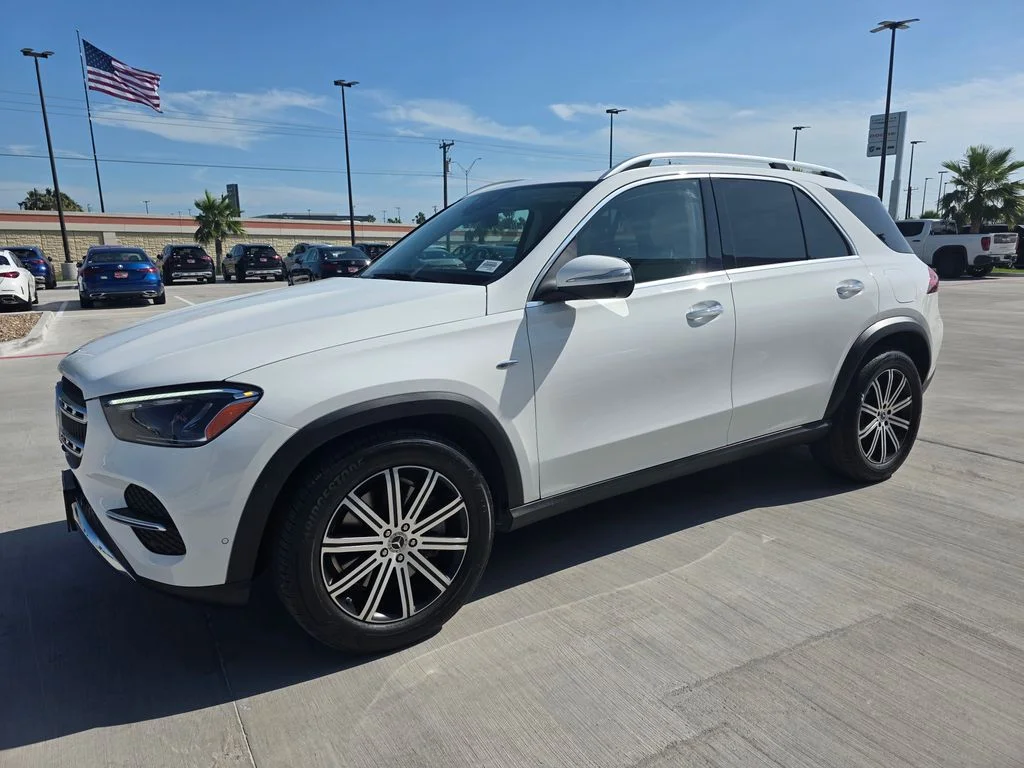 Certified Used 2025 White Mercedes-Benz GLE 450e image 3
