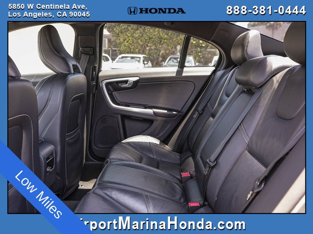 Used 2015 Crystal White Pearl Volvo T6 R-Design image 26