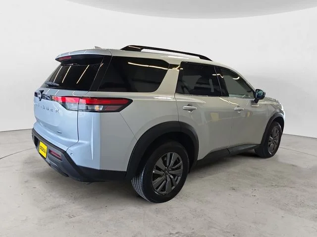 Used 2025 Silver Nissan SV image 5
