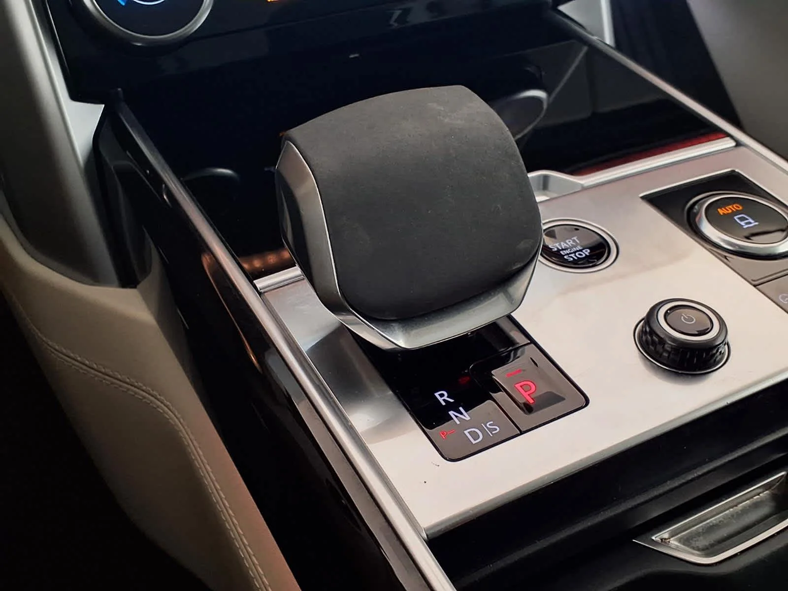 2023 Land Rover Range Rover Autobiography - Photo 17