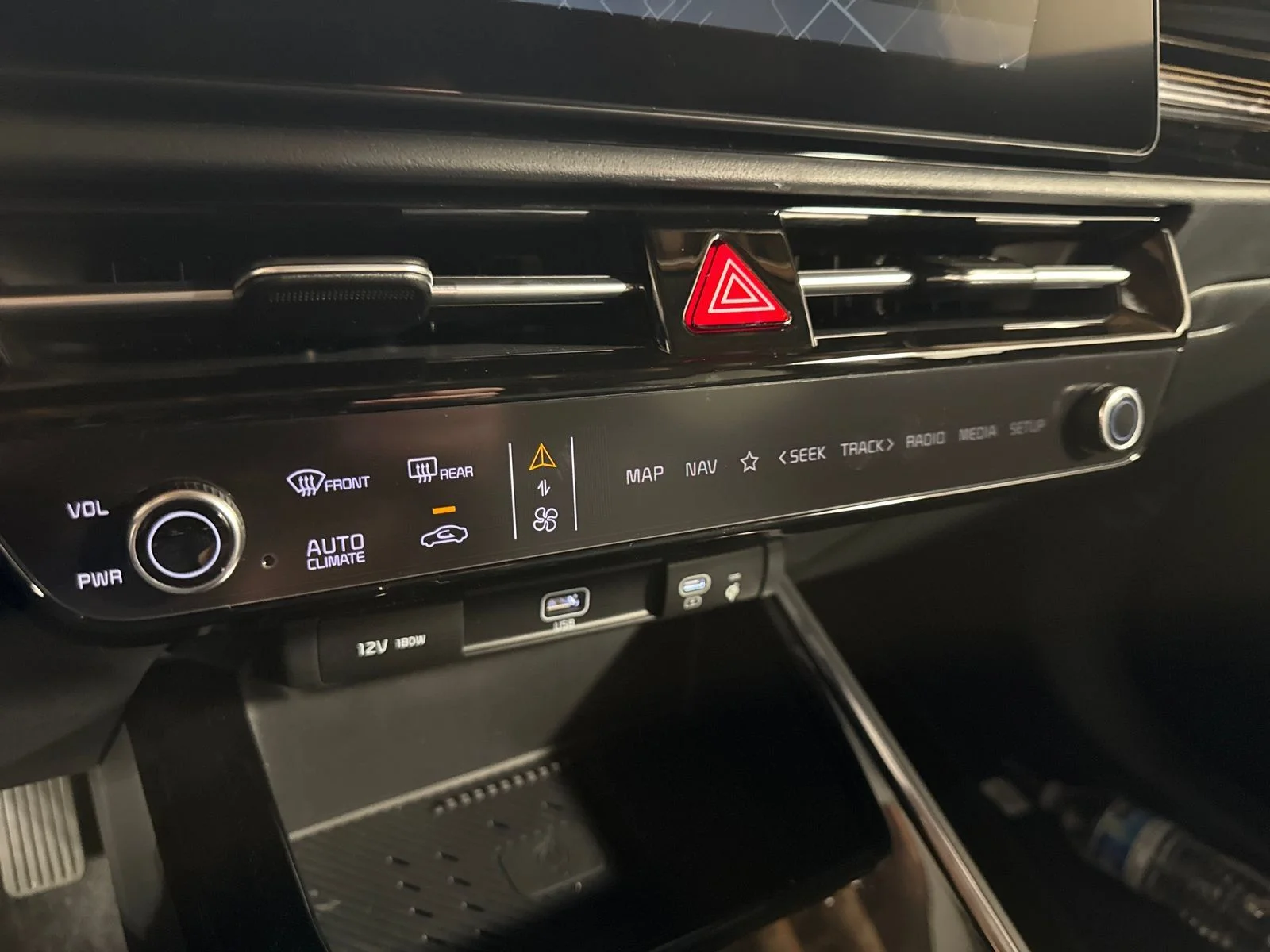New 2026 Mineral Blue Kia Wind image 22