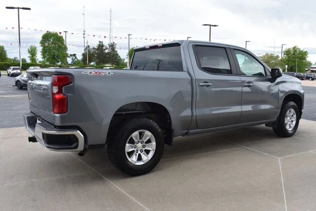 Used 2021 Gray Chevrolet LT image 5