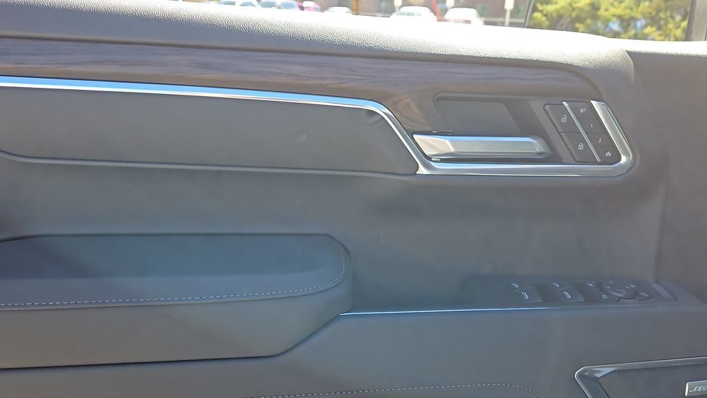 2026 GMC Sierra 1500 SLT - Photo 7