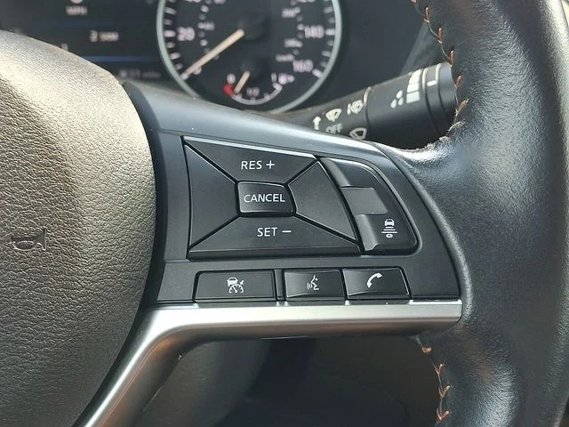 Used 2023 Black Nissan SR image 21