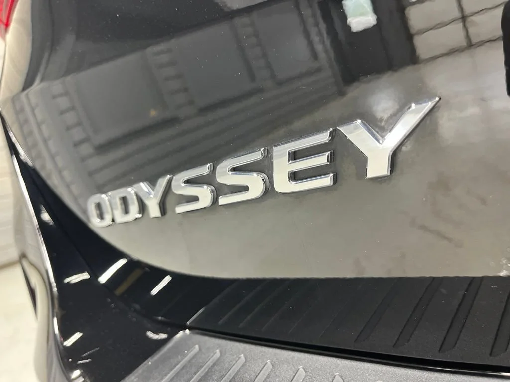 2025 Honda Odyssey Touring - Photo 90