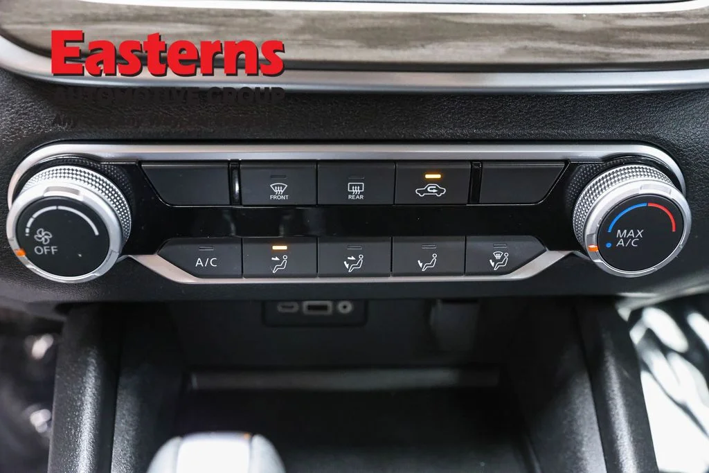 Used 2025 Black Nissan 2.5 SV image 19