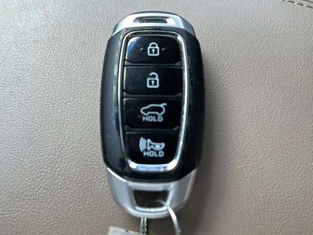 Used 2020 Red Hyundai Limited image 25