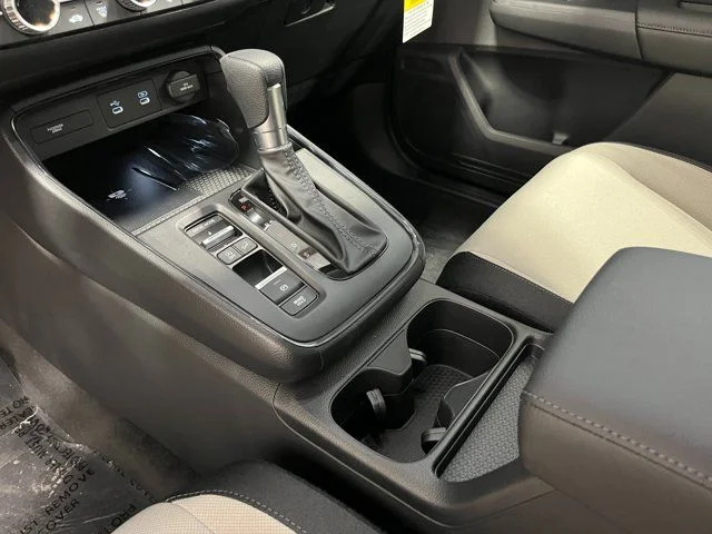 New 2026 Platinum White Pearl Honda LX image 14