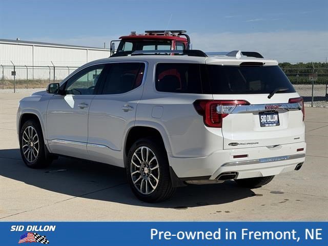 Used 2021 White Frost Tricoat GMC Denali image 7