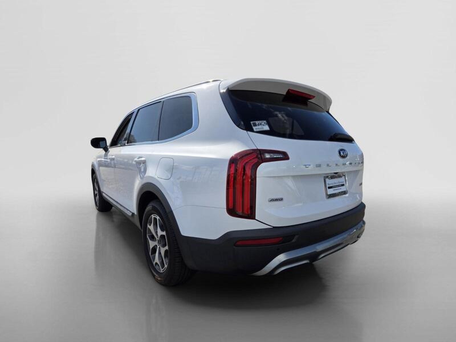 Used 2021 Glacial White Pearl Kia EX image 3
