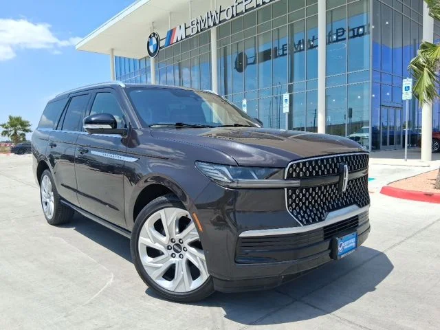 2025 Lincoln Navigator