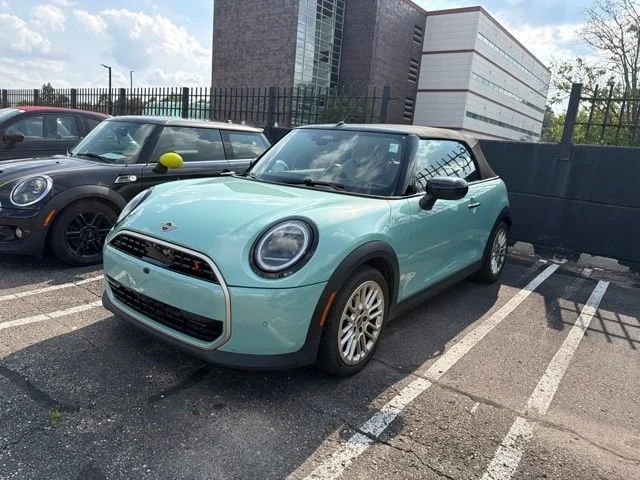 2026 MINI Cooper S Iconic