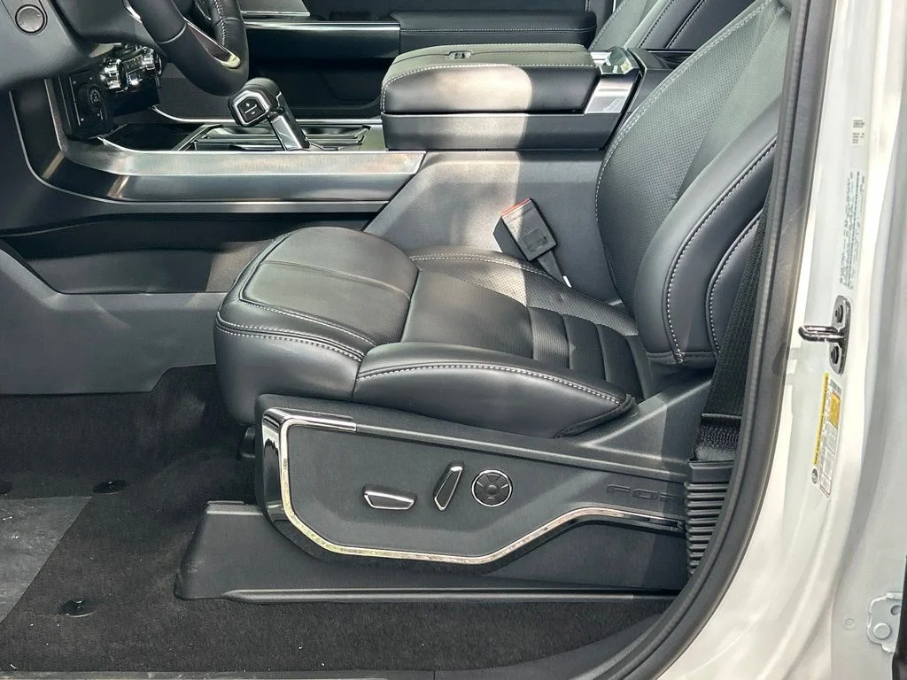New 2026 White Ford Platinum image 16
