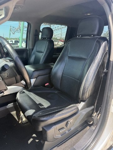 Used 2017 Silver Ford Lariat image 13