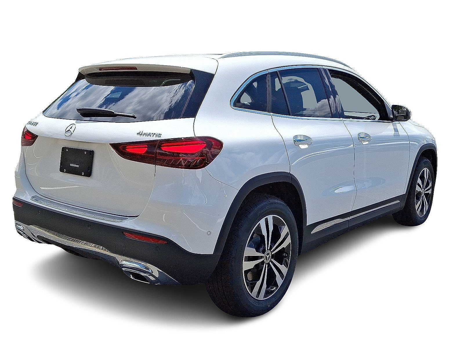 Certified Used 2026 Polar White Mercedes-Benz GLA 250 image 3