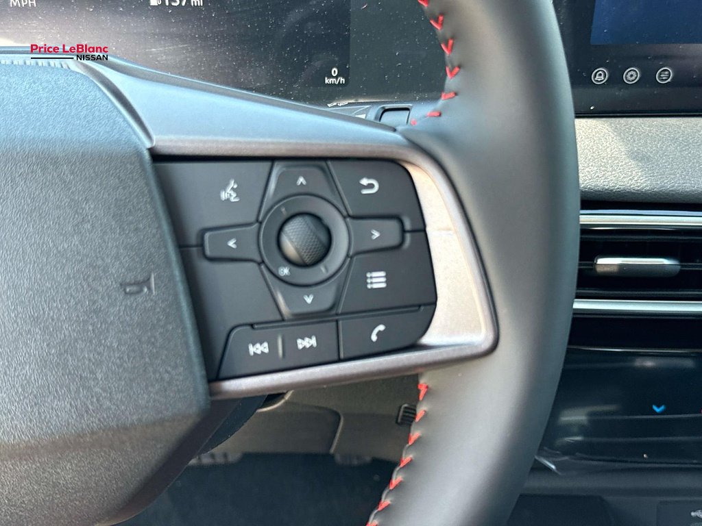 New 2027 Atlantic Gray Metallic / Super Black Two-tone Nissan SR image 15