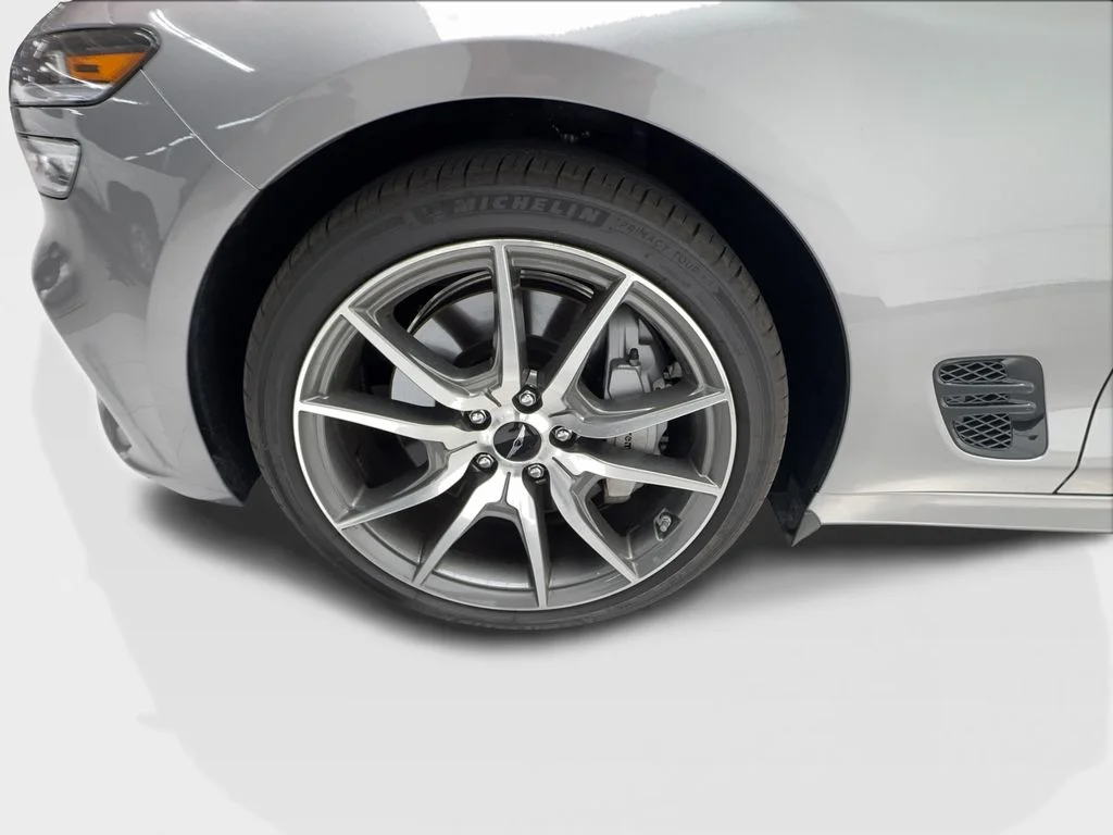 Used 2026 Silver Genesis 2.5T image 11