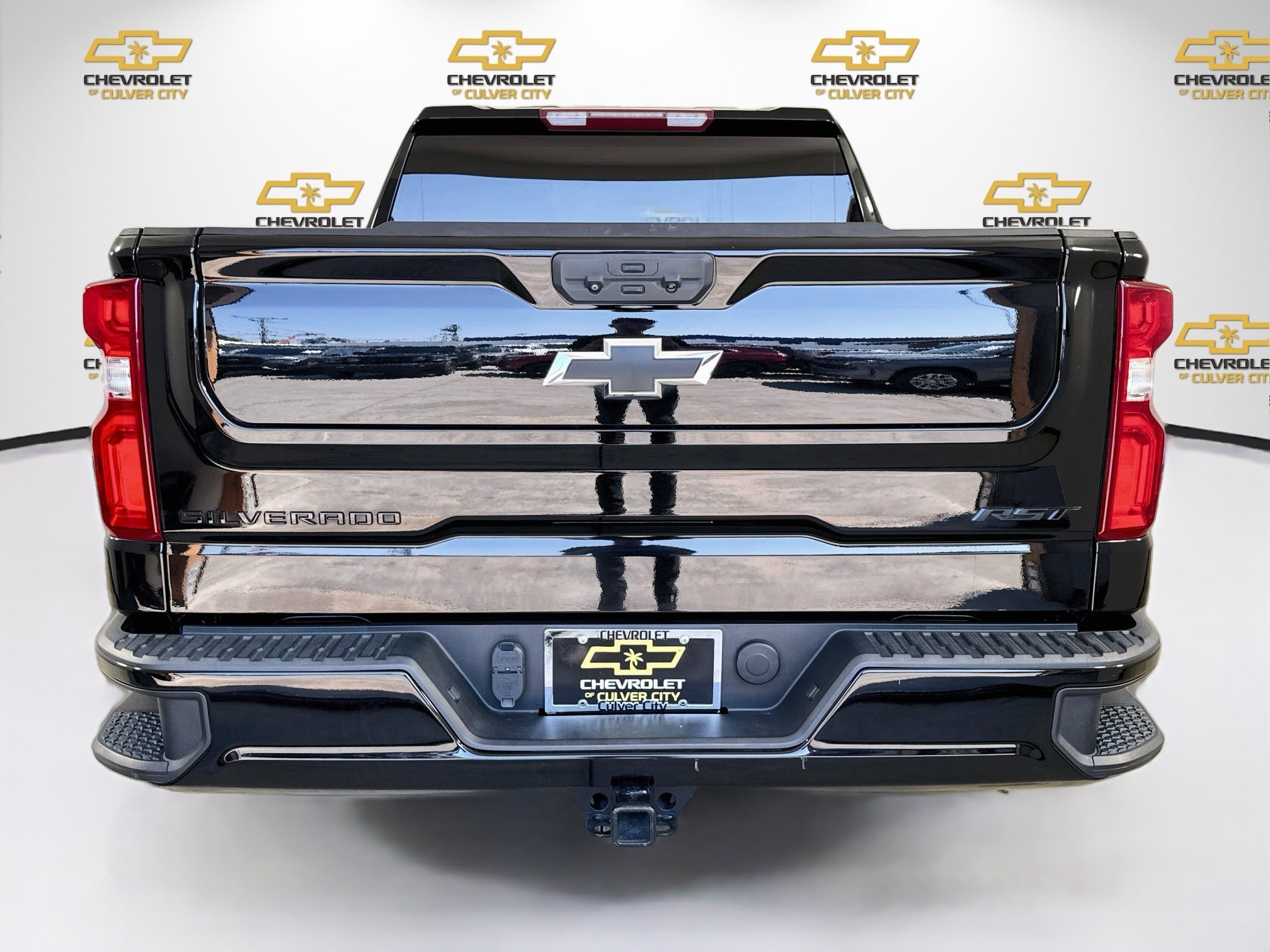 Used 2023 Black Chevrolet RST image 7