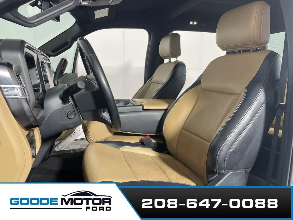 Certified Used 2023 Oxford White Ford Lariat image 11
