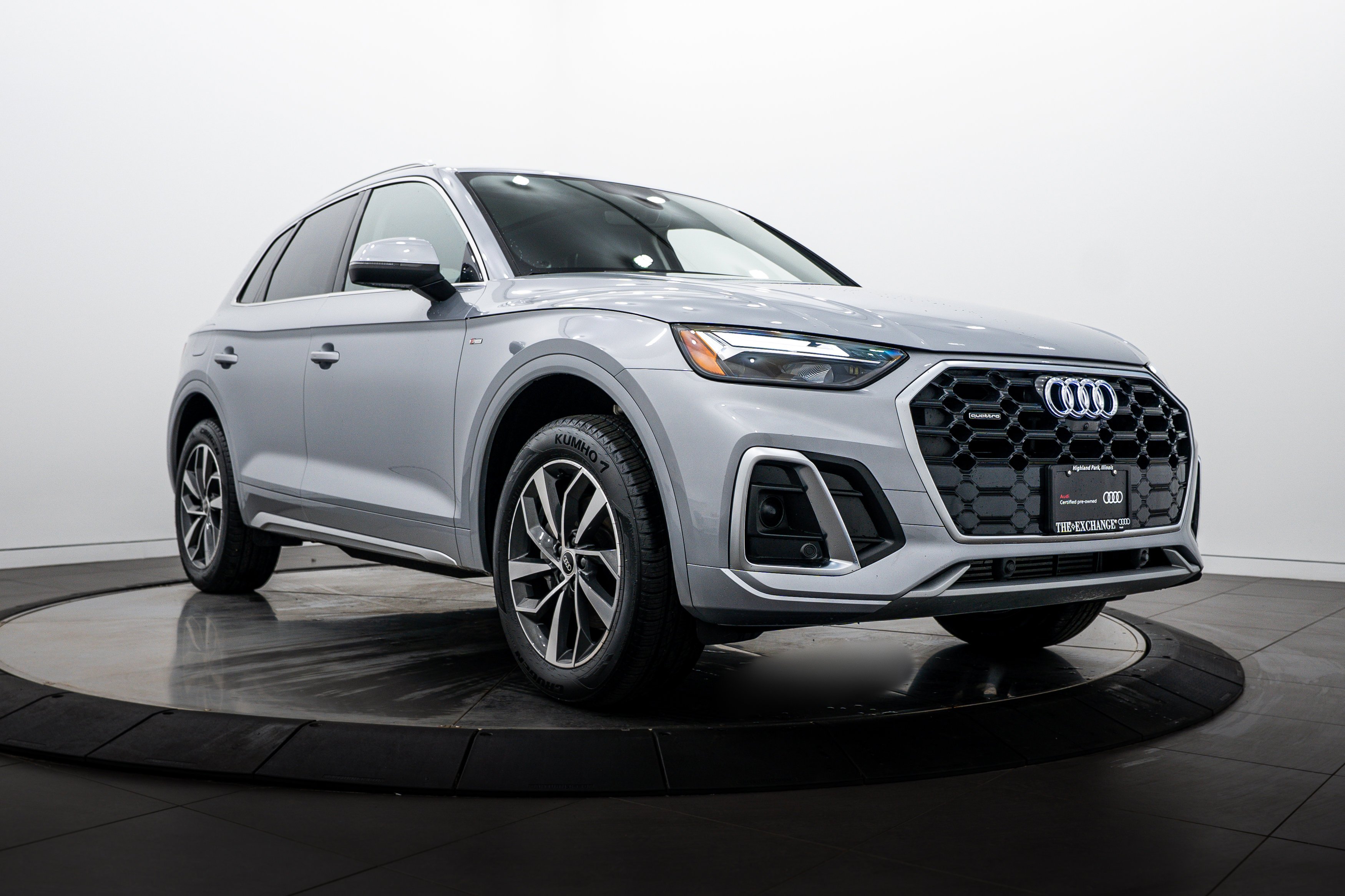 2023 Audi Q5 45 Premium Plus's photo