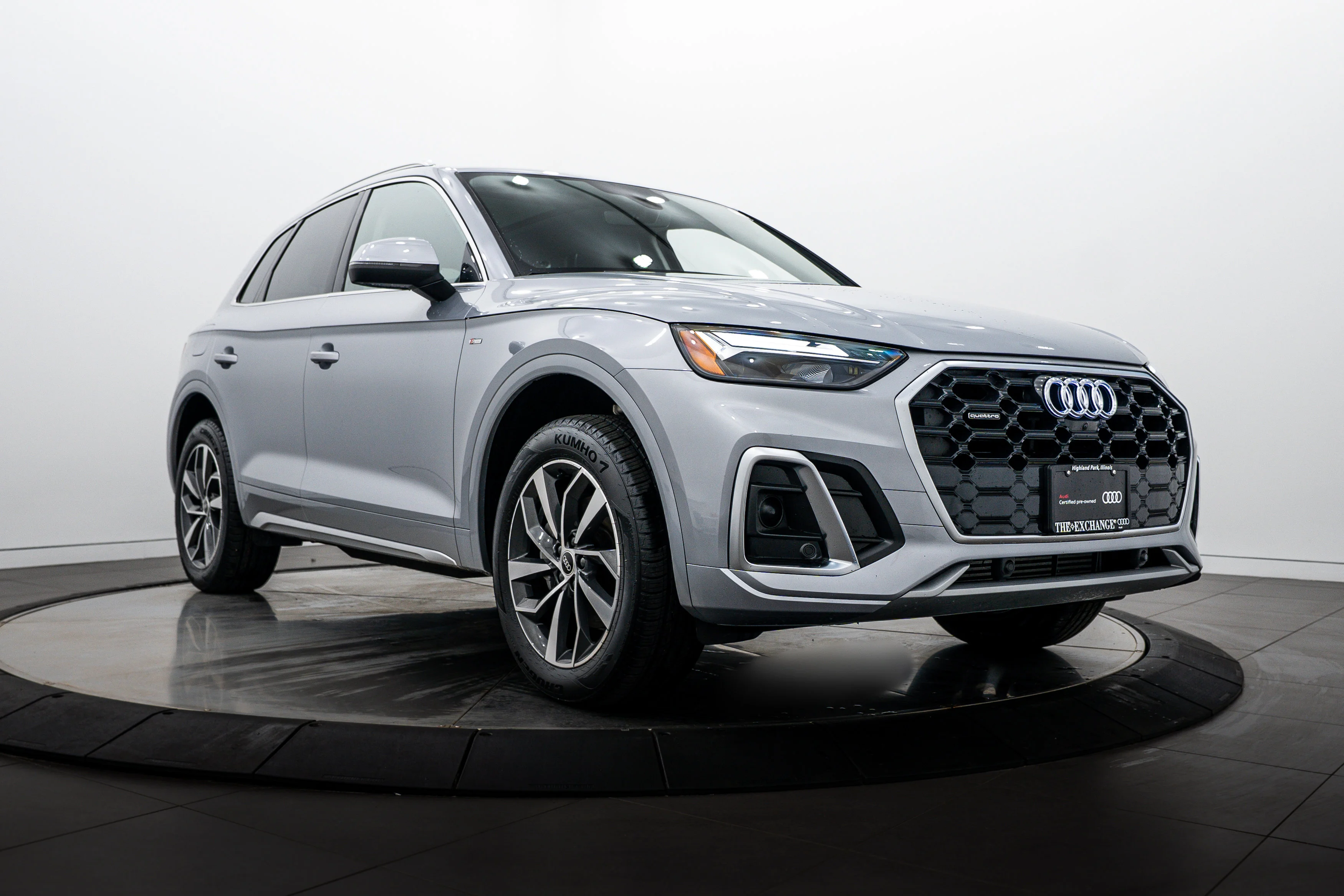 2023 Audi Q5 45 Premium Plus's photo
