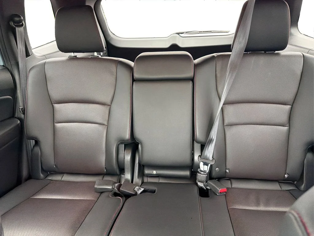 Used 2024 Gray Honda Black Edition image 10