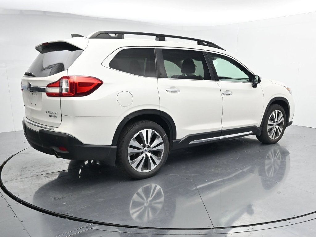 Used 2022 White Subaru Touring image 8