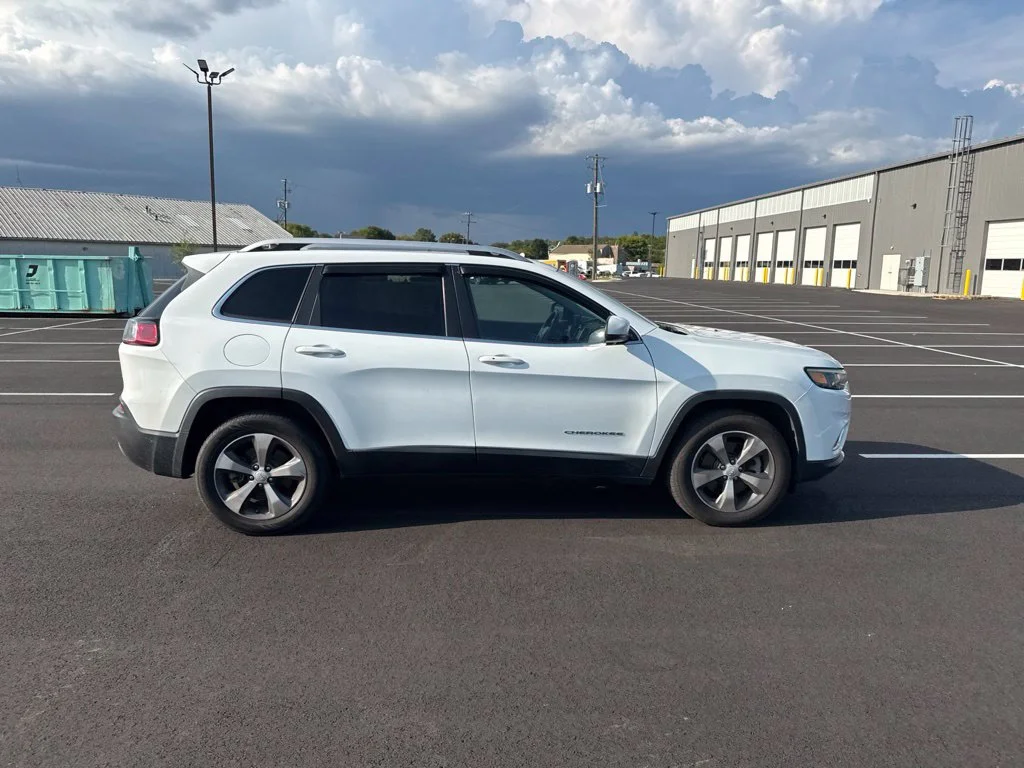 Used 2019 White Jeep Limited image 14