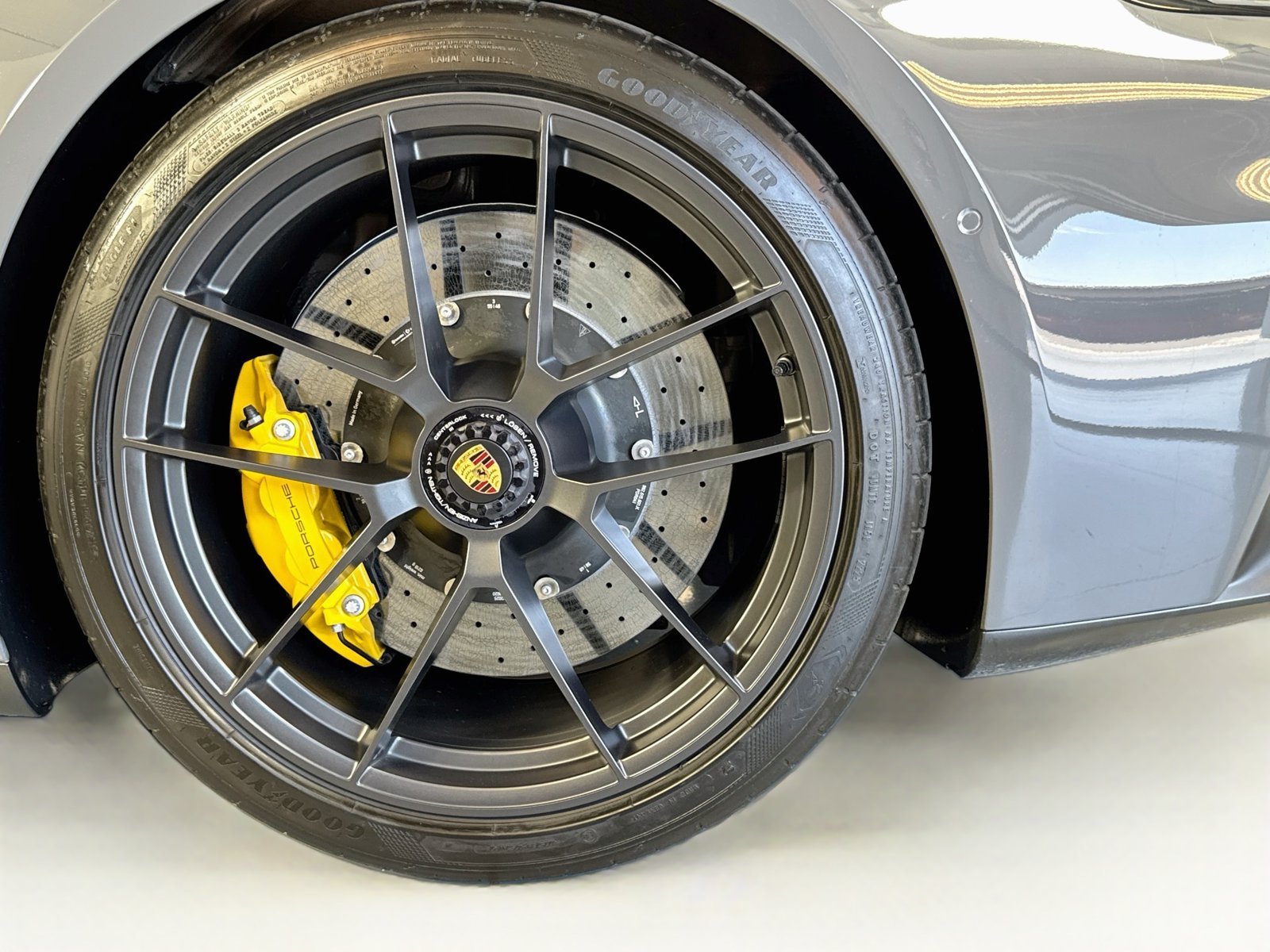 Used 2025 Slate Grey Neo Porsche Carrera GTS image 24