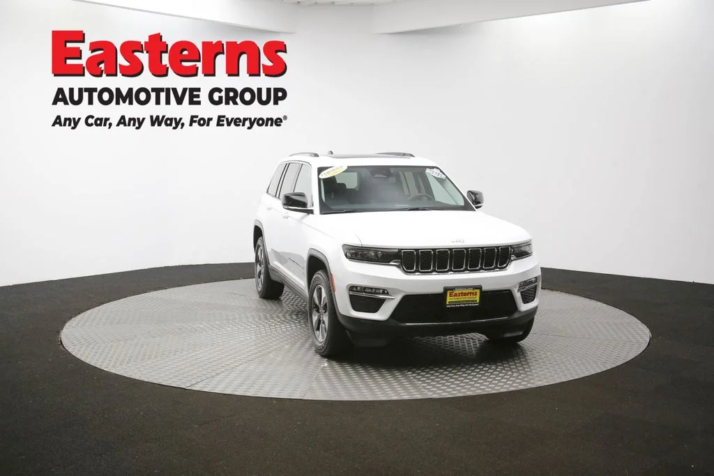 Used 2023 White Jeep 4xe image 51