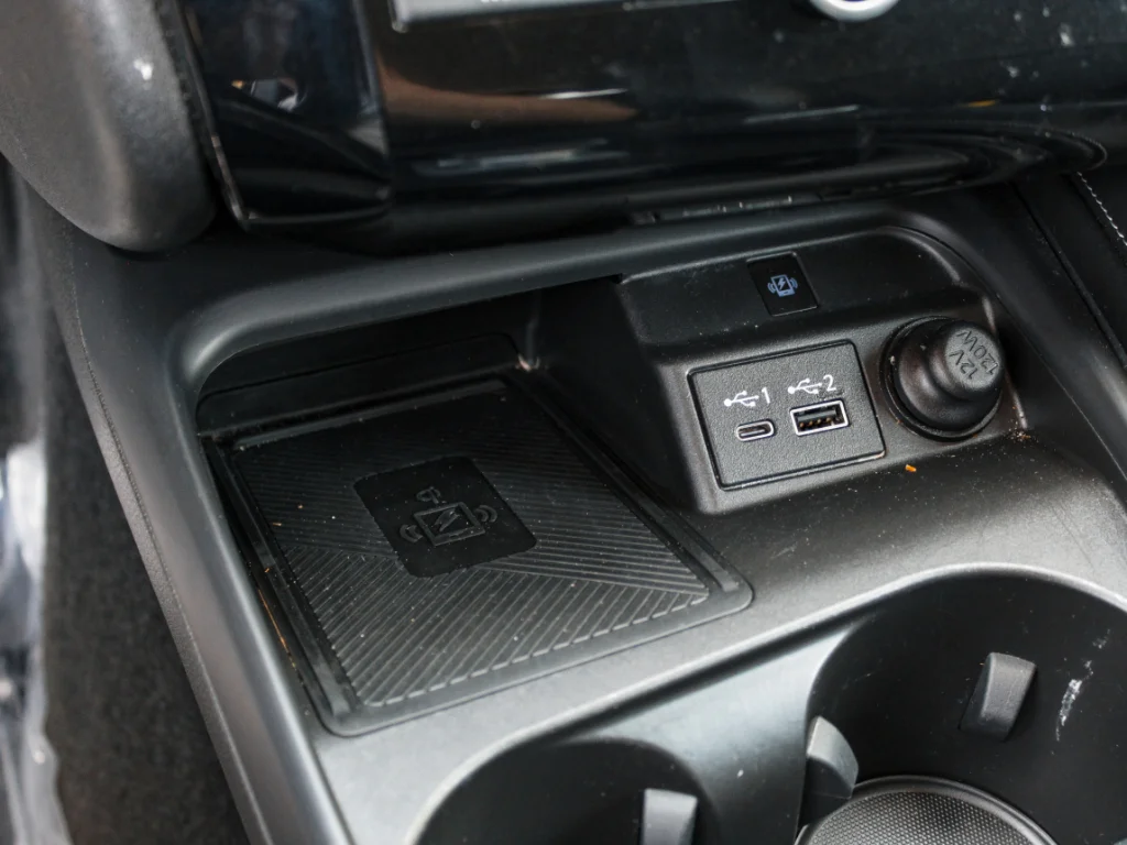 Used 2024 Hermosa Blue INFINITI LUXE image 20