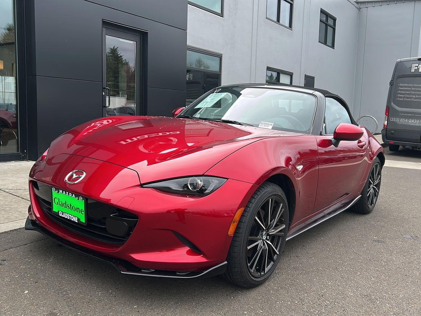 2025 Mazda MX-5 Miata Grand Touring - Photo 9