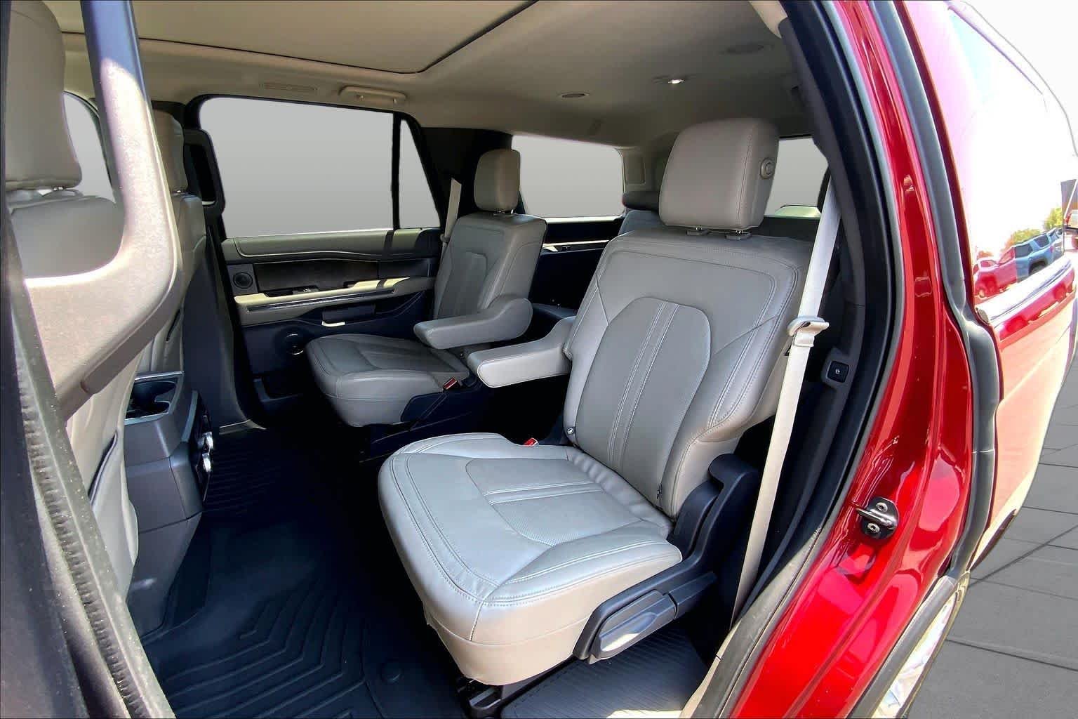 Used 2019 Ruby Red Metallic Tinted Clearcoat Ford Limited image 21