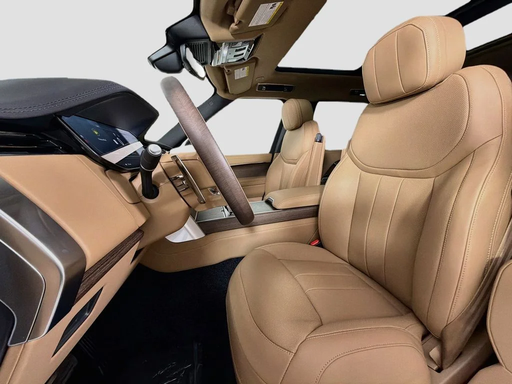 New 2026 Fuji White Land Rover SE 7 Seats image 22