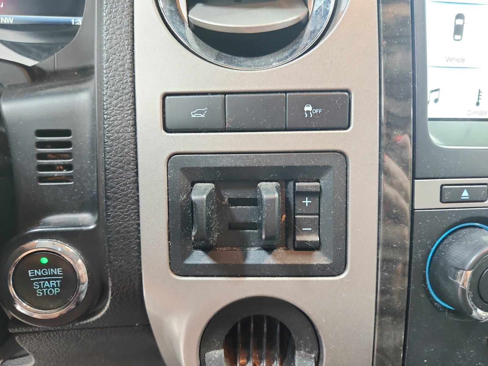 Used 2017 Black Ford Limited image 19