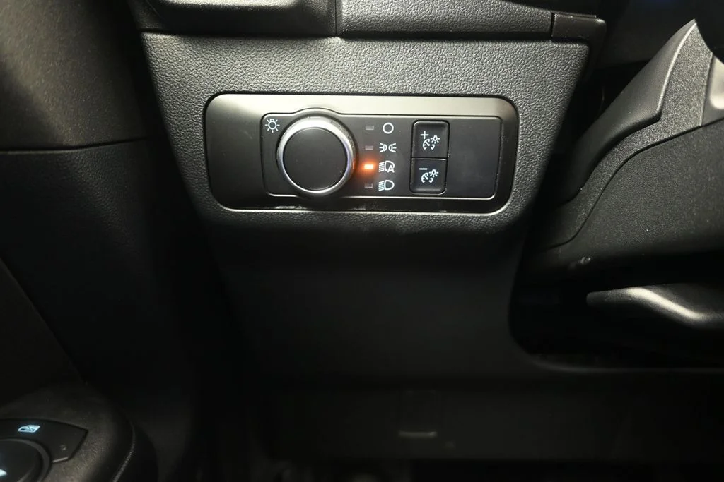 New 2026 Space White Metallic Ford Big Bend® image 22