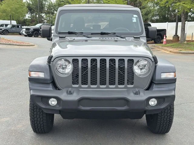 Used 2020 Gray Jeep Sport image 16